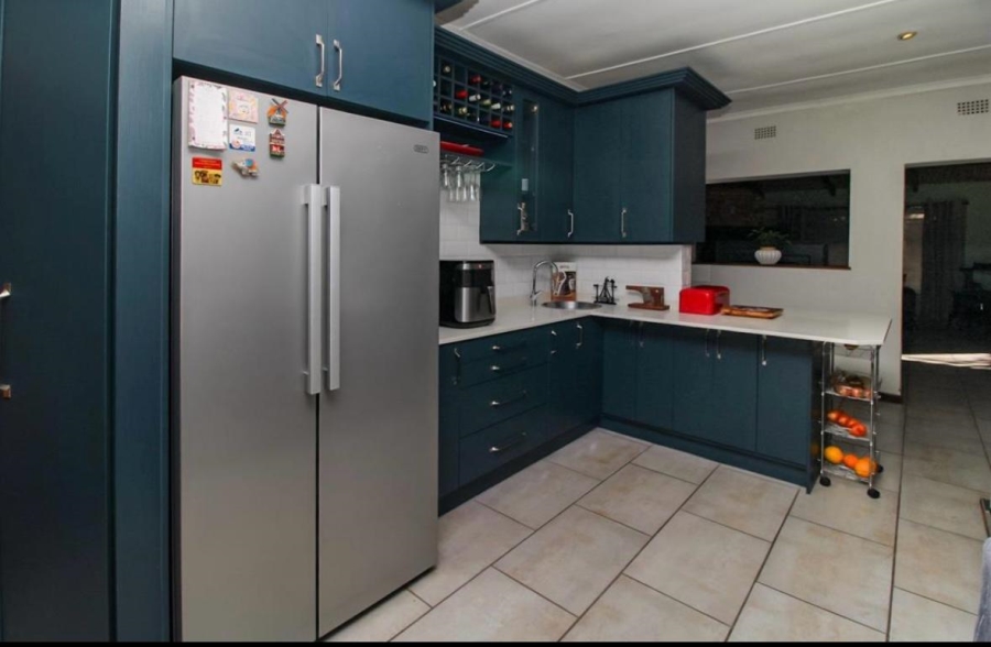 4 Bedroom Property for Sale in Windsor Park Eastern Cape